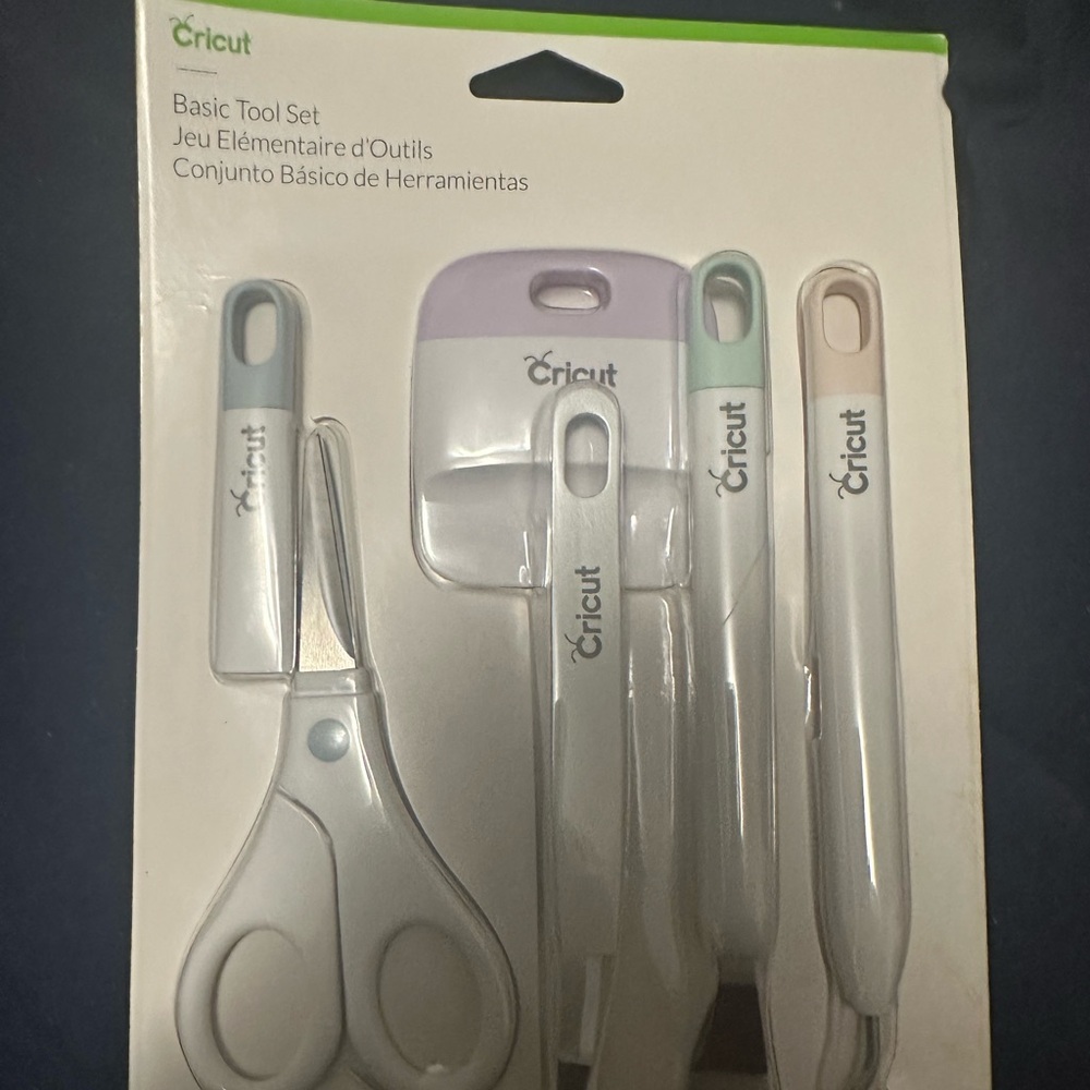 Cricut Basic Tool Set for Crafting